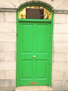 In line with my new obsession for doors, this one was painted just for me: Annie Green :)